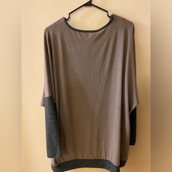 Grande Madame taupe & grey crew neck long sleeved top with letters & black gems - Picture 8 of 12